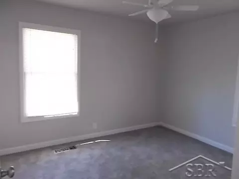 1613 E Sugnet, Midland, MI 48642 photo 9