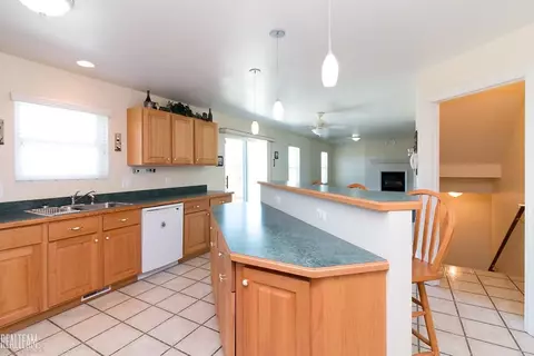 64833 North, Ray, MI 48096 photo 5