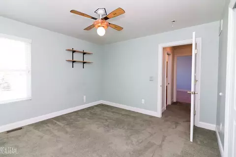 64833 North, Ray, MI 48096 photo 21