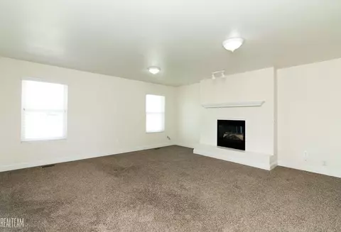 64833 North, Ray, MI 48096 photo 10