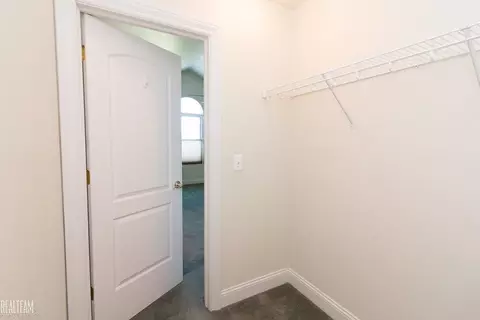 64833 North, Ray, MI 48096 photo 31