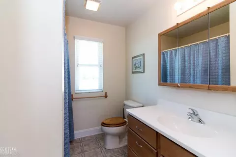 64833 North, Ray, MI 48096 photo 23