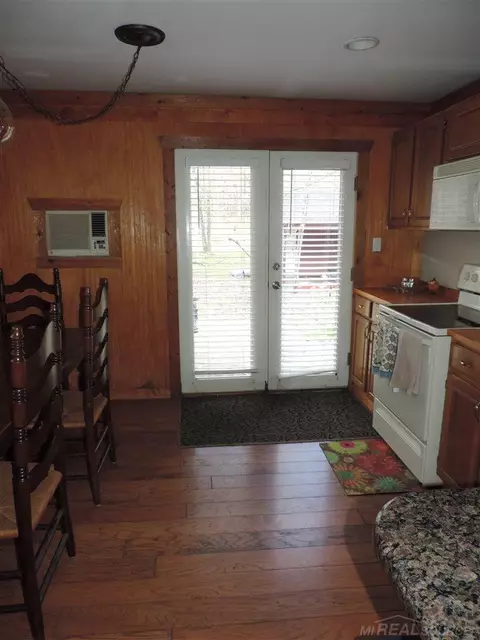 2165 Loree, Applegate, MI 48401 photo 24