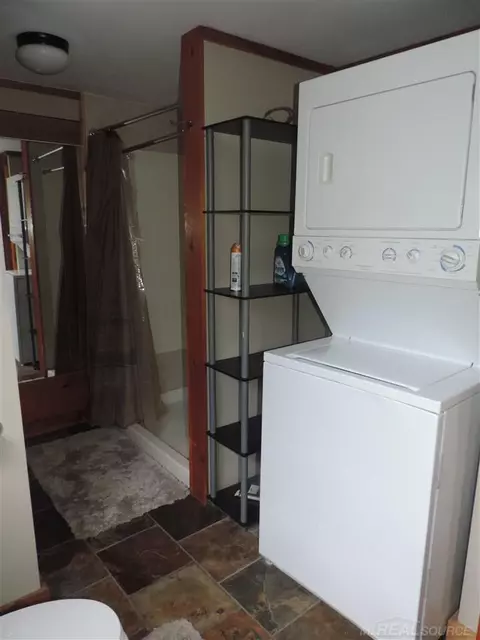 2165 Loree, Applegate, MI 48401 photo 22