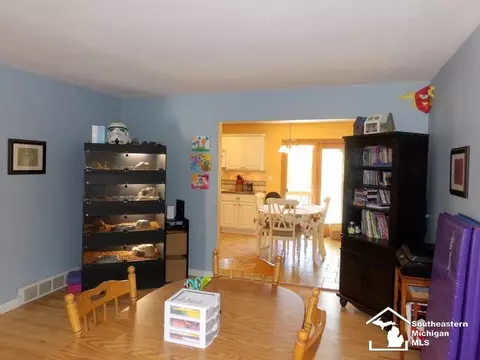 19379 Brandywine, Riverview, MI 48193 photo 13