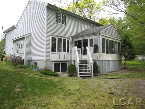 722 E Caneel, Tecumseh, MI 49286 photo 2