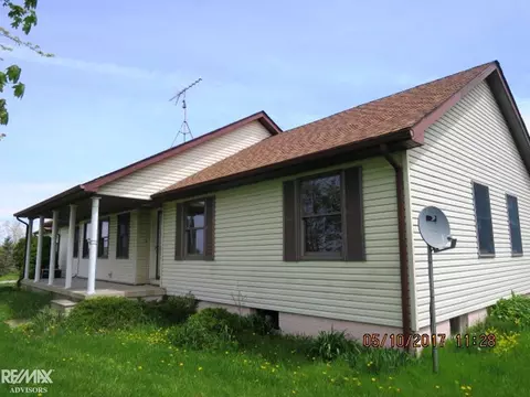 4350 Shutt, Capac, MI 48014 photo 3