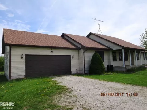 4350 Shutt, Capac, MI 48014 photo 2