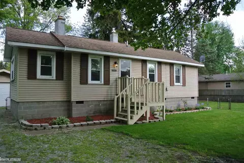530 State, Algonac, MI 48001 photo 6