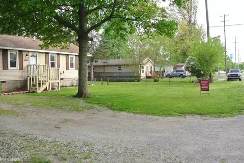 530 State, Algonac, MI 48001 photo 19