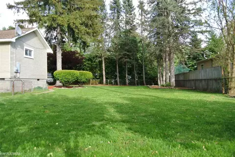 530 State, Algonac, MI 48001 photo 17