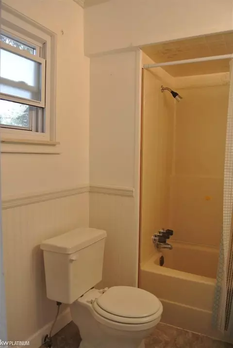 530 State, Algonac, MI 48001 photo 37