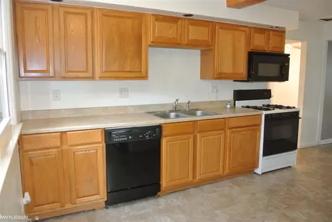 530 State, Algonac, MI 48001 photo 29