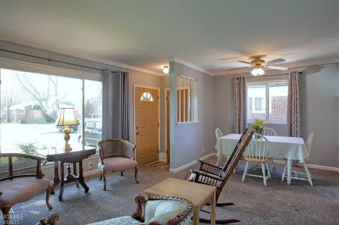 23254 Panama, Warren, MI 48091 photo 10