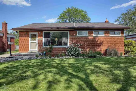 23254 Panama, Warren, MI 48091 photo 1