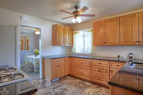 23254 Panama, Warren, MI 48091 photo 8