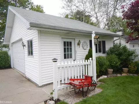 5637 Pointe Tremble, Algonac, MI 48001 photo 6