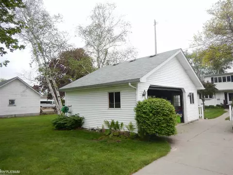 5637 Pointe Tremble, Algonac, MI 48001 photo 4