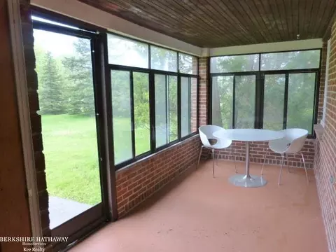 1805 S Bartlett, Saint Clair, MI 48079 photo 31