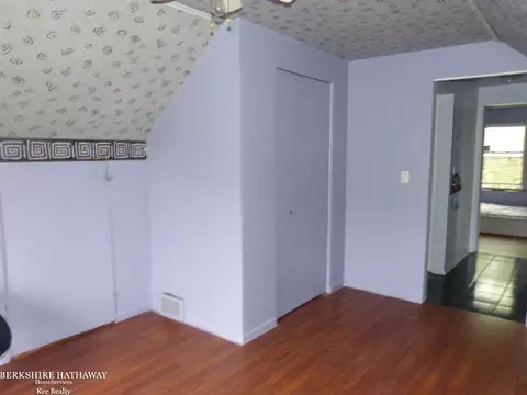 1805 S Bartlett, Saint Clair, MI 48079 photo 12
