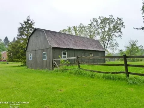 1805 S Bartlett, Saint Clair, MI 48079 photo 26