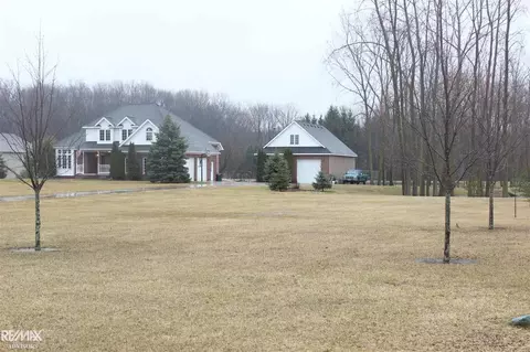 2353 Equestrian, Saint Clair, MI 48079 photo 29