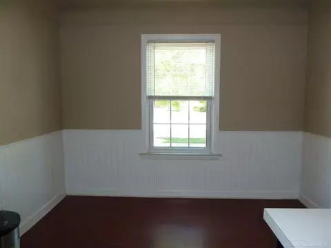 17100 Stephens, Eastpointe, MI 48021 photo 4