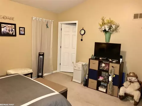 72 High, Clawson, MI 48017 photo 11