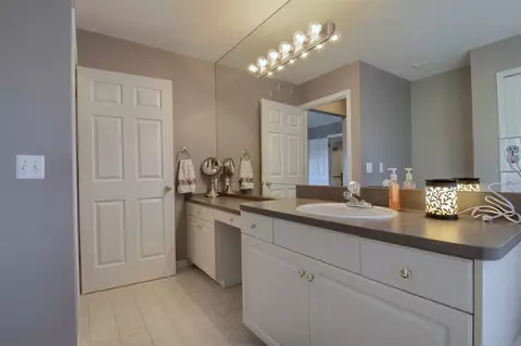 20925 Addison, Macomb, MI 48044 photo 22