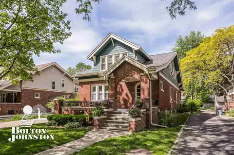 855 Saint Clair, Grosse Pointe, MI 48230 photo 37