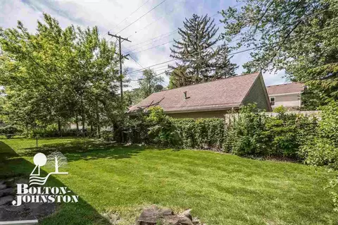 855 Saint Clair, Grosse Pointe, MI 48230 photo 46