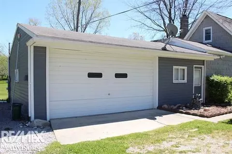 10176 Puttygut, Casco, MI 48064 photo 8