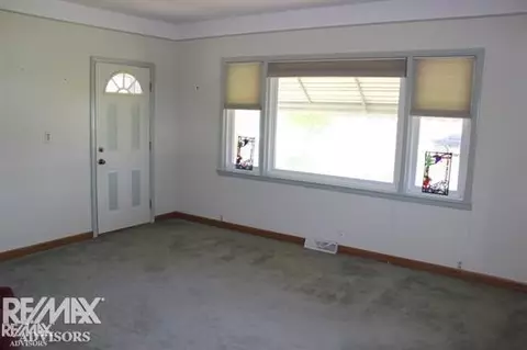 10176 Puttygut, Casco, MI 48064 photo 11
