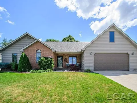 812 Stetson, Tecumseh, MI 49286 photo 1