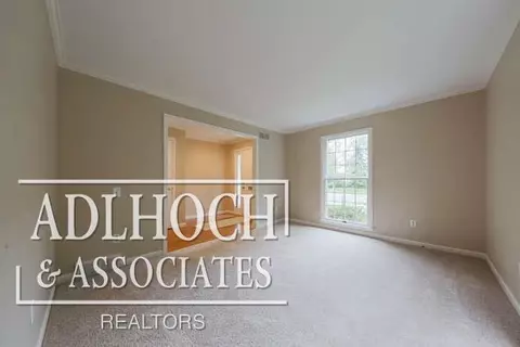 887 Neff, Grosse Pointe, MI 48236 photo 4