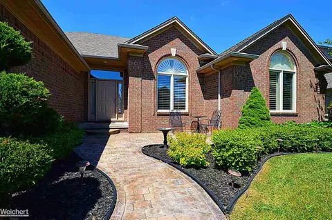 45347 Pentwater, Macomb, MI 48044 photo 4