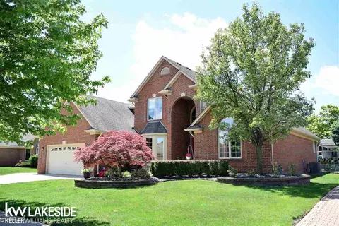 54821 Cabrillo, Macomb, MI 48042 photo 2