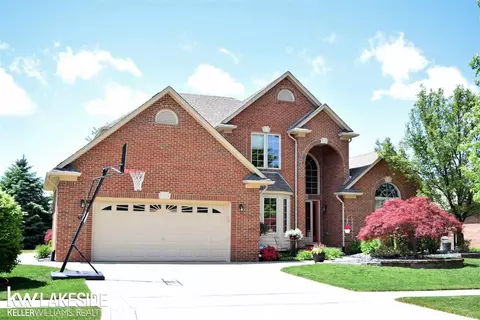 54821 Cabrillo, Macomb, MI 48042 photo 1