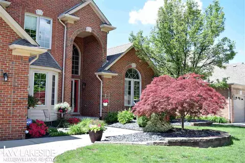 54821 Cabrillo, Macomb, MI 48042 photo 3