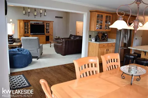 54821 Cabrillo, Macomb, MI 48042 photo 12