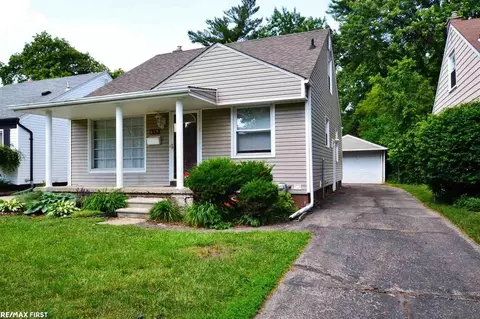 635 Hudson, Clawson, MI 48017 photo 2