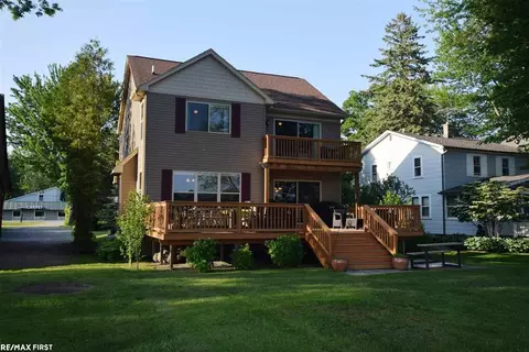 4663 Pointe Tremble, Algonac, MI 48001 photo 1