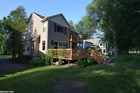 4663 Pointe Tremble, Algonac, MI 48001 photo 2