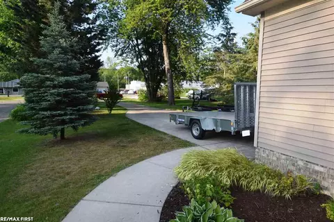 4663 Pointe Tremble, Algonac, MI 48001 photo 12