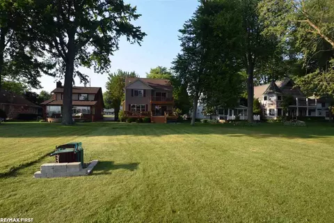 4663 Pointe Tremble, Algonac, MI 48001 photo 3