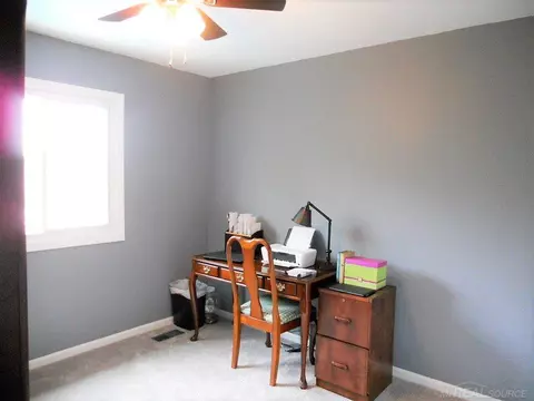 49082 Deerfield, Macomb Twp, MI 48044 photo 37
