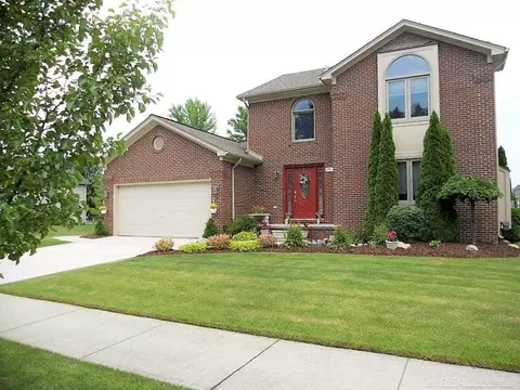 49082 Deerfield, Macomb Twp, MI 48044 photo 1