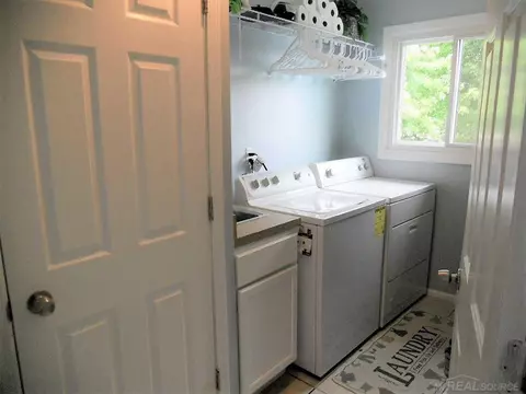 49082 Deerfield, Macomb Twp, MI 48044 photo 26