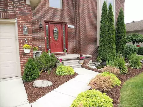 49082 Deerfield, Macomb Twp, MI 48044 photo 3