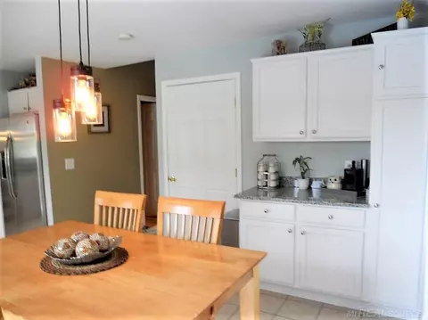 49082 Deerfield, Macomb Twp, MI 48044 photo 24
